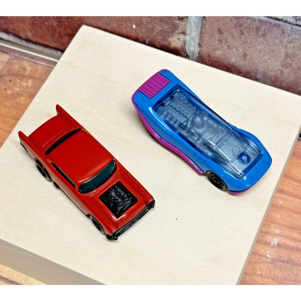 Lot of 2 Vintage Hot Wheels '57 Chevy Red Black 1993 & Blue Radar Racer 1995‎